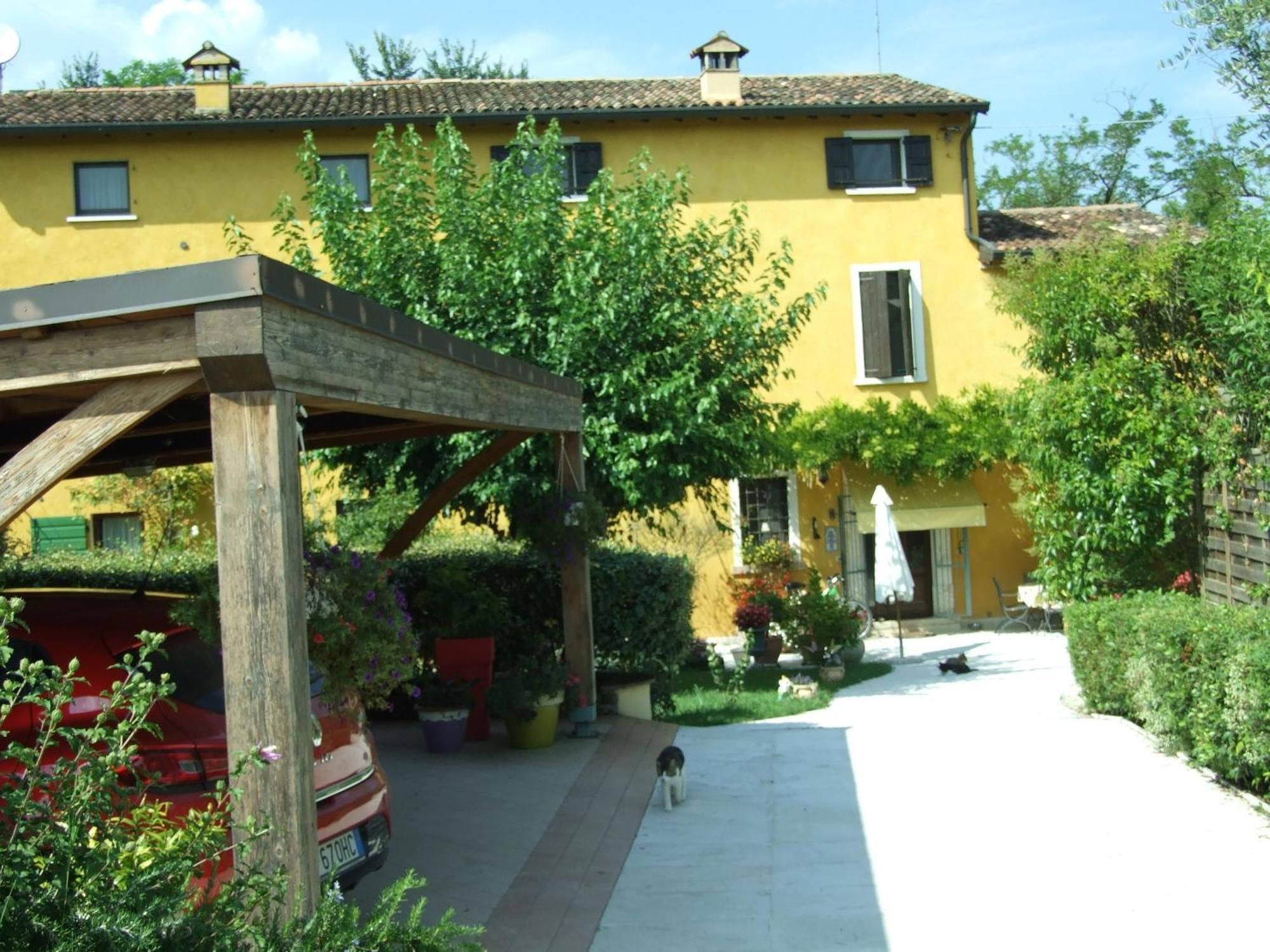B&B Casacasina Monzambano Dış mekan fotoğraf